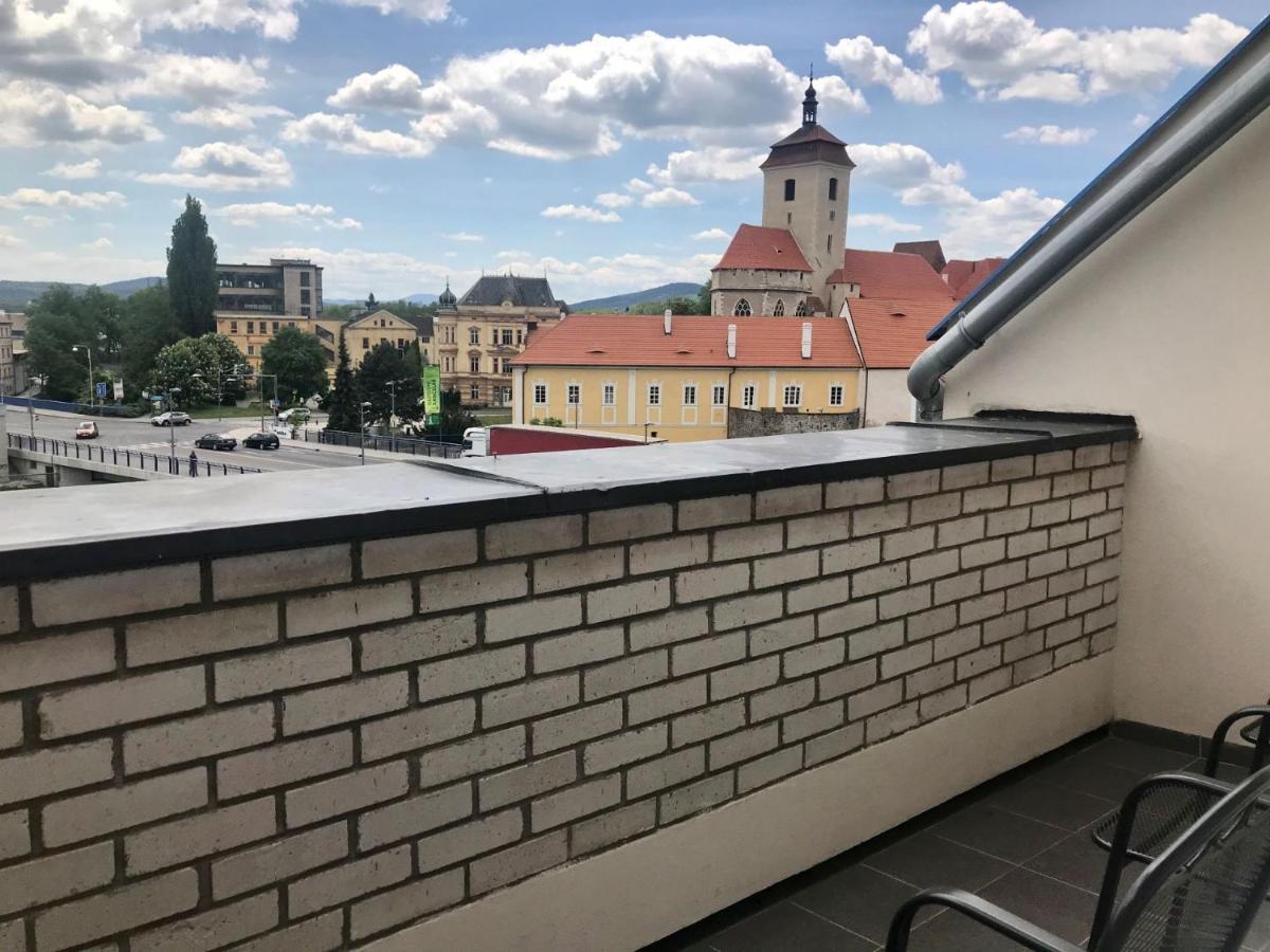 Hotel Bila Ruze Strakonice Bagian luar foto