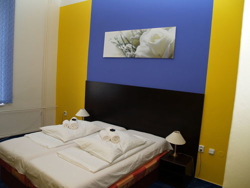 Hotel Bila Ruze Strakonice Bagian luar foto